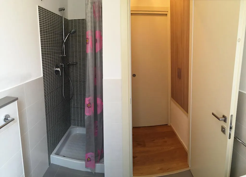 Дом отдыха Anna Apartments Castro